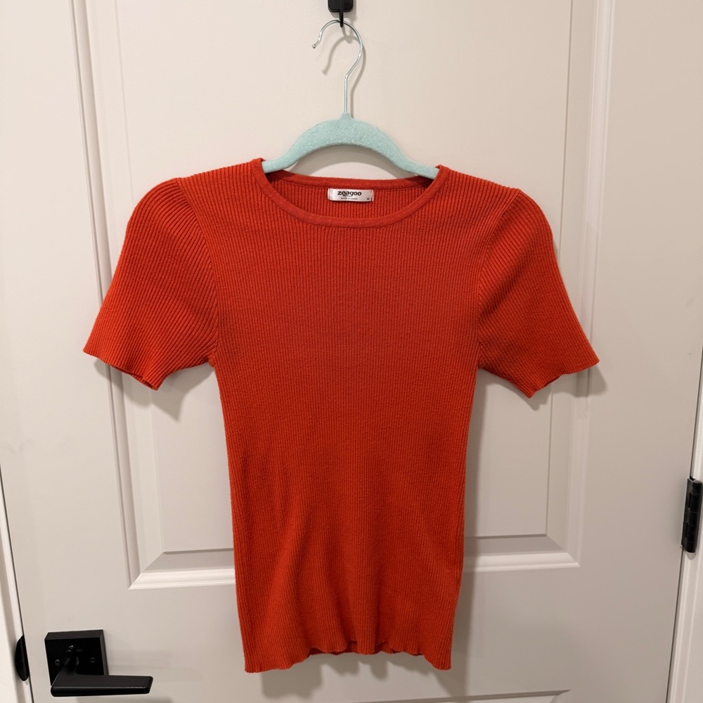 zeagoo Ribbed Short Sleeve Crewneck Top in Rust